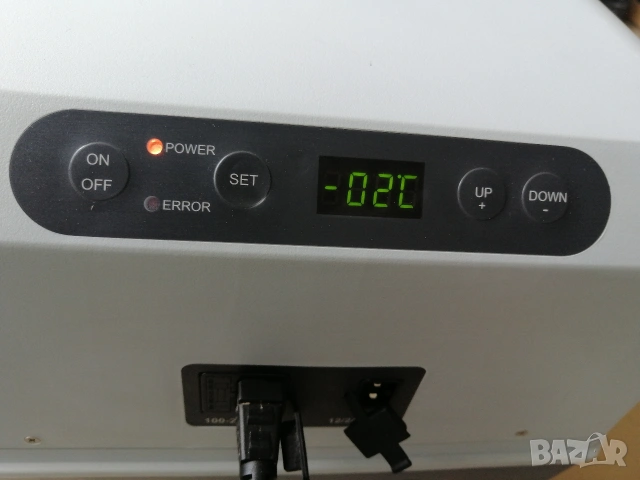 MOBICOOL 38L мобилен хладилник на 12V и 220V, снимка 13 - Хладилни чанти - 54602547