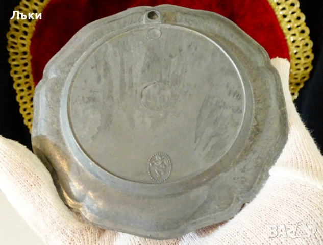 Калаена чиния,пано с ретро автомобил от 1904 г. , снимка 3 - Антикварни и старинни предмети - 54058646