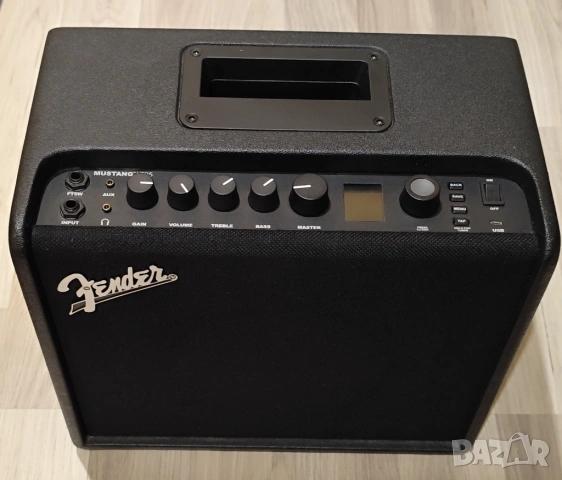 Моделиращ комбо усилвател Fender Mustang LT25