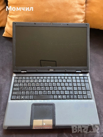 Продавам лаптоп MSI 1684