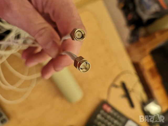 Продавам външна антена, 3G 4G LTE 12 dBi, 2 x SMA конектор, 5м. кабел, снимка 4 - Друга електроника - 54031776