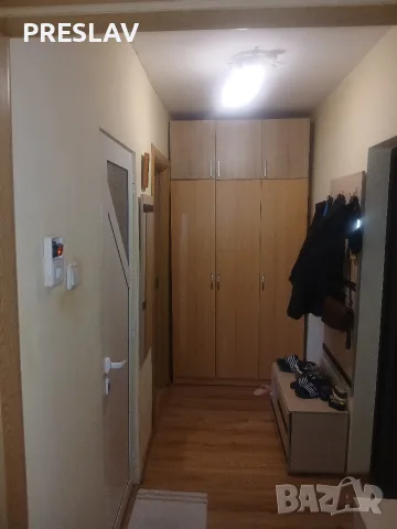 Продавам обзаведена гарсониера в гр Разград ,кв Бели Лом 56 ,ет 6, снимка 6 - Апартаменти - 55470683