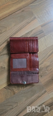 Дамски портфейл , снимка 4 - Портфейли, портмонета - 54280592