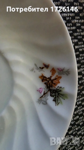 Порцеланова чинийка на Китка , снимка 2 - Чинии - 54352395