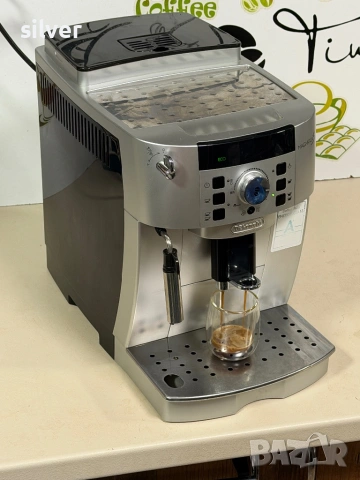 Кафемашина кафе автомат delonghi magnifica S с гаранция, снимка 4 - Кафемашини - 54724165