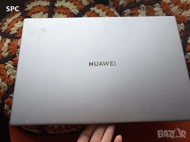 лап топ huawei RYZEN 7, 8RAM ,512 SSD