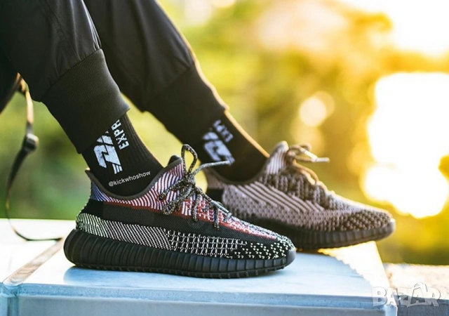 Adidas Yeezy Boost 350 V2 Yecheil номер 43 1/3 оригинални маратонки , снимка 8 - Маратонки - 54623257