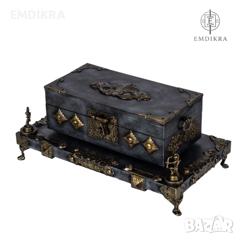 Кутия зя бижута RELIQUARY CASKET  
