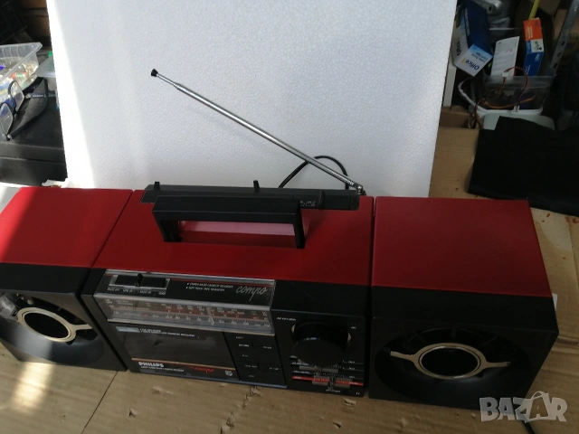 Радиокасетофон PHILIPS D 8254/00, снимка 4 - Радиокасетофони, транзистори - 54602957