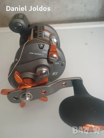 Мултипликатор Okuma Coldwater CW-303DLX (Лява дръжка) + Плетено влакно, снимка 5 - Макари - 55570316