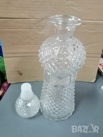 Ретро, българска, стъклена гарафа за алкохол, снимка 4 - Антикварни и старинни предмети - 54083312