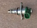 Клапан за регулиране на налягането на горивото, DENSO, DCRS210120 , снимка 8