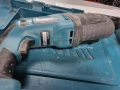 Електрически перфоратор Makita HR2470 с куфар, снимка 1