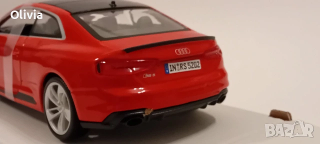 AUDI RS 5 1:24 - BBurago , снимка 2 - Колекции - 54394706