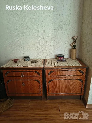 Продавам спалня с 2 матрака и 2 нощни шкафчета и тоаретща, снимка 2 - Спални и легла - 55507148