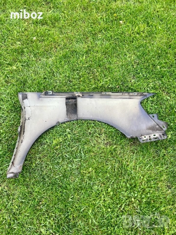 Калник преден ляв Фолксваген Пасат VW Passat b6, снимка 2 - Части - 54286163