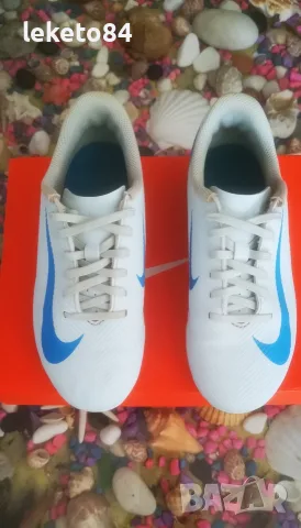 Детски бутонки футболни обувки Nike Найк Mercurial номер 33, снимка 2 - Футбол - 55573569