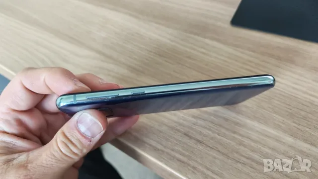 Продавам компактен малък телефон Samsung S10E, снимка 5 - Samsung - 55461191