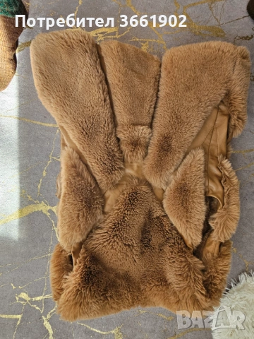 Пухено елече с цип, снимка 3 - Елеци - 54029285