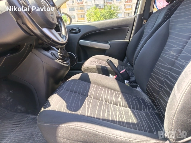 Мазда 2 за части, снимка 15 - Автомобили и джипове - 55000739