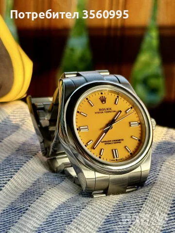 Часовник Ролекс Oyster Perpetual Rolex, жълт циферблат, снимка 4 - Луксозни - 55578709