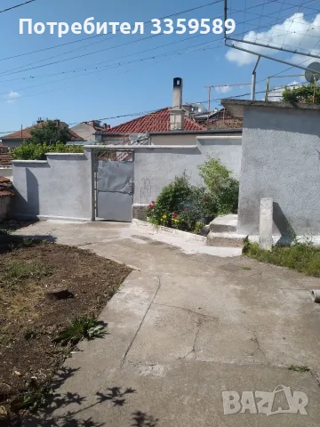 Къща с двор на две нива, снимка 5 - Къщи - 55349294