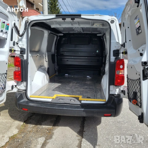 Opel Vivaro Long EV , снимка 5 - Автомобили и джипове - 54010409