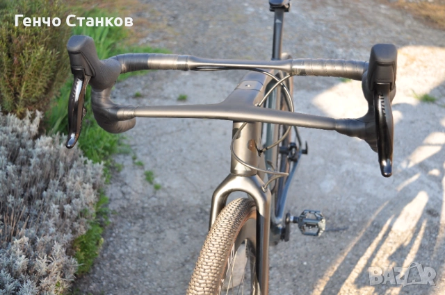 Canyon Grail CF SL 7 eTap- нов карбонов велосипед-гравел, снимка 12 - Велосипеди - 54105385