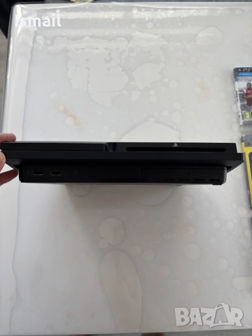 Продавам PlayStation 3 в отлично състояние   