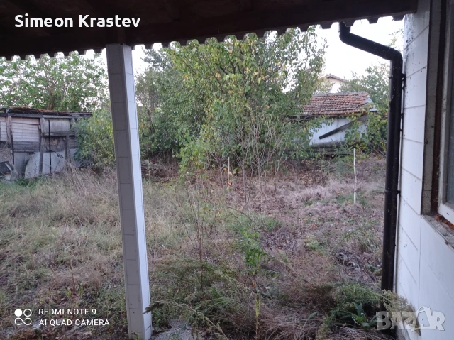 Продавам дворно място с двуетажна къща в незавършен вид., снимка 4 - Къщи - 55158059
