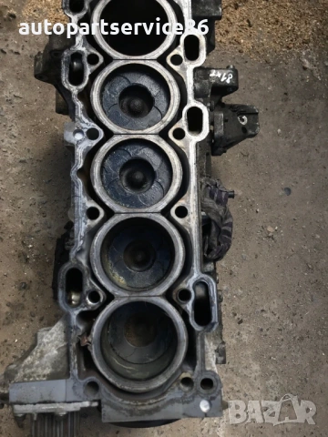 Комплектен долен блок на двигателя за Volvo S60 D5 2.4 (2007) 08653865 D5244T, снимка 3 - Части - 54112210