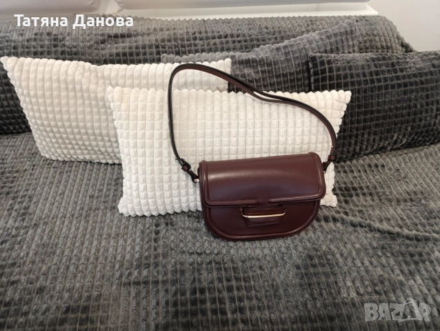 Дамски чанти Armani Exchange,Prada,Calvin Klein , снимка 5 - Чанти - 29522842