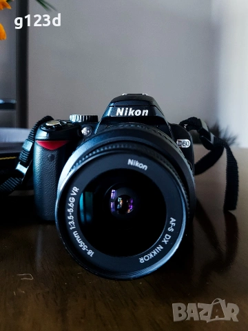 Nikon D60 + Обектив 18-55 VR 