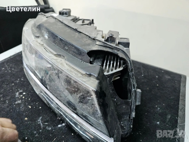 Десен фар VW Tiguan 5N desen far тигуан 5н, снимка 5 - Части - 54488333