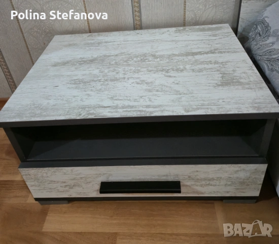 Нощни шкафчета, снимка 5 - Шкафове - 54736035