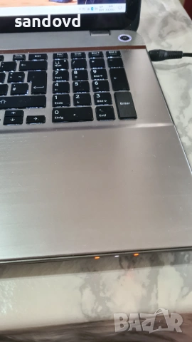Лаптоп TOSHIBA P-70 A 125  цена 100 евро, снимка 2 - Лаптопи за дома - 55091848