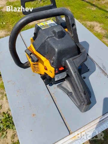 Бензинова резачка MC Culloch 338, снимка 6 - Градинска техника - 54278856