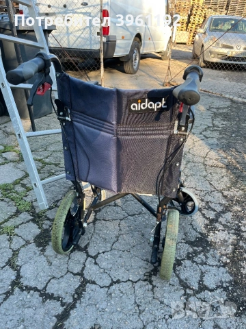 Ръчна инвалидна количка aidapt