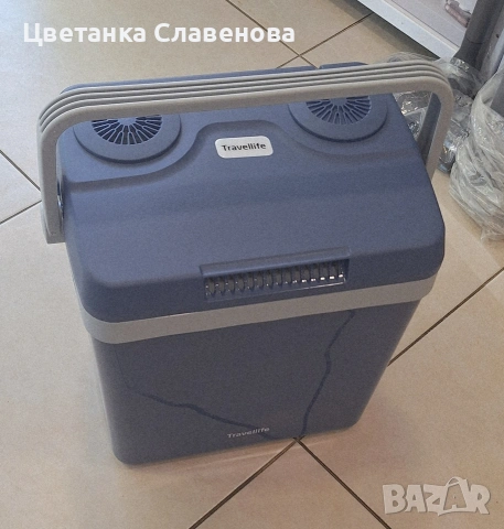 Хладилна чанта Travellife TL32,  - 25 л - AC/DC - 12V/230V - подходяща за бутилки от 1,5 л, снимка 3 - Хладилници - 53061416