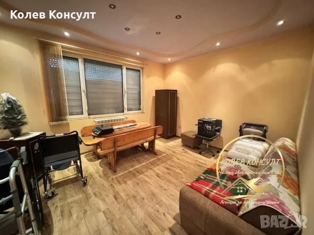 двуетажна къща град Димитровград ,кв.Раковски, снимка 11 - Къщи - 55543925