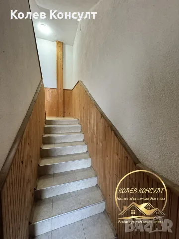 къща близнак в град Чирпан, снимка 2 - Етаж от къща - 55351732