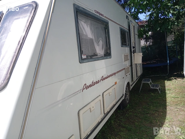 Продавам четири местна каравана „Compass Pentara 524“ 2006г. напълно оборудвана и с ФОРСЕЛТ! , снимка 3 - Каравани и кемпери - 54040635