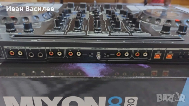 DJ контролер/конзола Reloop MIXON 8 Pro, снимка 11 - Ресийвъри, усилватели, смесителни пултове - 54813470