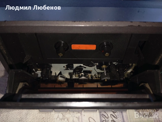 Ретро комбо грамофон ,касетофон и радио Universum, снимка 5 - Грамофони - 55155970