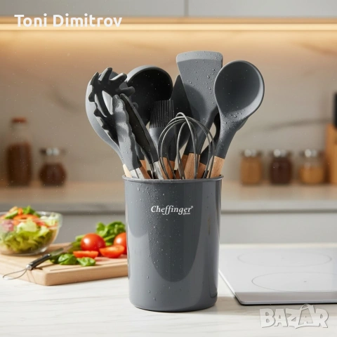 Комплект 12 части кухненски прибори със стойка Cheffinger – силиконови накрайници, дървени дръжки,
