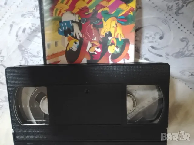 The Three Caballeros vhs / Тримата кавалери видеокасета, снимка 3 - Анимации - 55437605