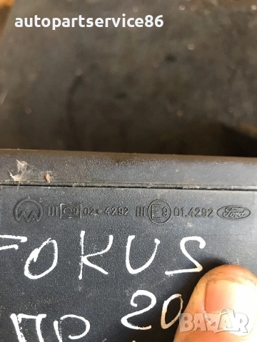 Ляво странично огледало синьо за Ford Focus 2.0 TDCi (2006) 02*4292, снимка 2 - Части - 55136694