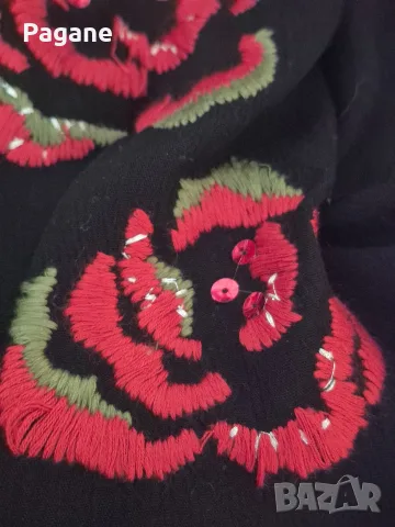 Desigual Страхотен черен топ с красива бродерия и пайети 🌹

​, снимка 14 - Корсети, бюстиета, топове - 55396104