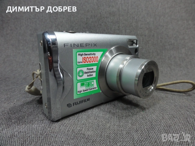 ЦИФРОВ ФОТОАПАРАТ FUJIFILM FINEPIX F20 SUPER CCD 6.3MP DIGITAL CAMERA Y2K DIGICAM, снимка 4 - Фотоапарати - 54817871