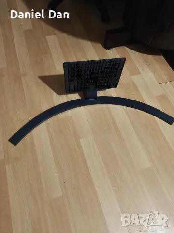 Оригинална стойка LG, снимка 2 - Стойки, 3D очила, аксесоари - 55491658